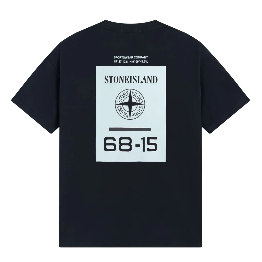 W658#P110💰 [Stone lsland/Stone Island summer printed square 68-15 short-sleeved T-shirt] ⚠️[Original creation with high control of details] -Made of 230g combed cotton 32-count double yarn, soft and comfortable to the touch, sweat-absorbent and breathable. -Simple basic and versatile style, original single quality, the first choice for couples. -Made in a large factory, four needles and five threads on the shoulder, neat alignment, high quality workmanship. -Same style for men and women. Very versatile, one piece for everyone, details are clearly visible. Color: Black White Size: M L